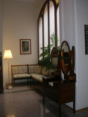  Ascoli Antica B&B  Асколи-Пичено